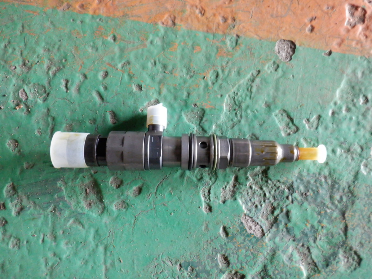 スーパーグレート(6R10)インジェクター MX001944 新品未使用品 三菱