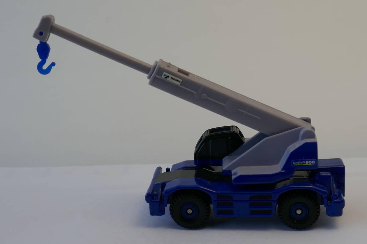 トミカ No.73 タダノ ラフテレーンクレーン TADANO ROUGH TERRAIN