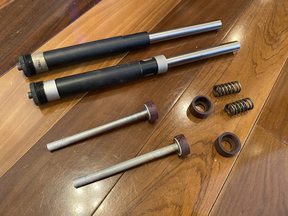 ☆ROCKSHOX JUDY 1995～1997モデル用☆England Total Air Cartridge