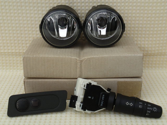 純正オプション品 キューブz12フォグランプ左右セット ライトスイッチ オートライトセンサー付 の落札情報詳細 ヤフオク落札価格情報 オークフリー スマートフォン版