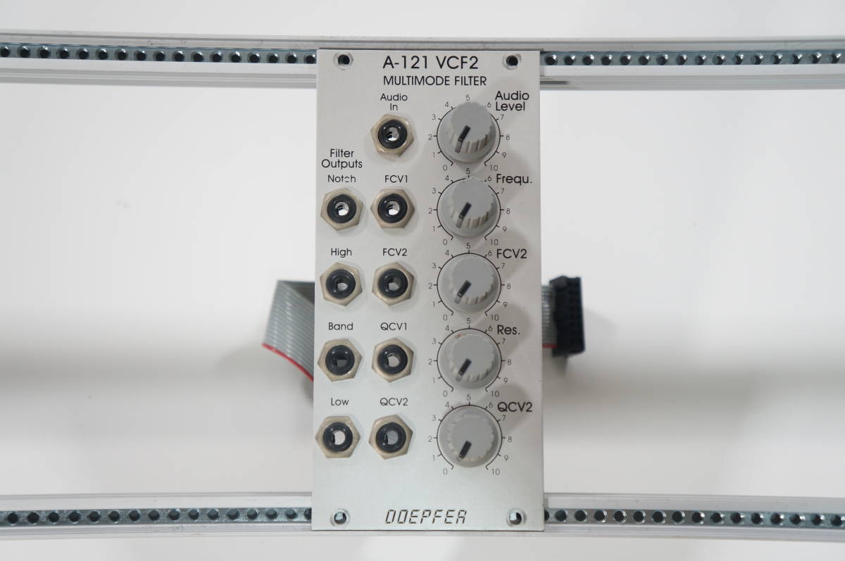Doepfer A-121 VCF2 モジュラーシンセサイザー