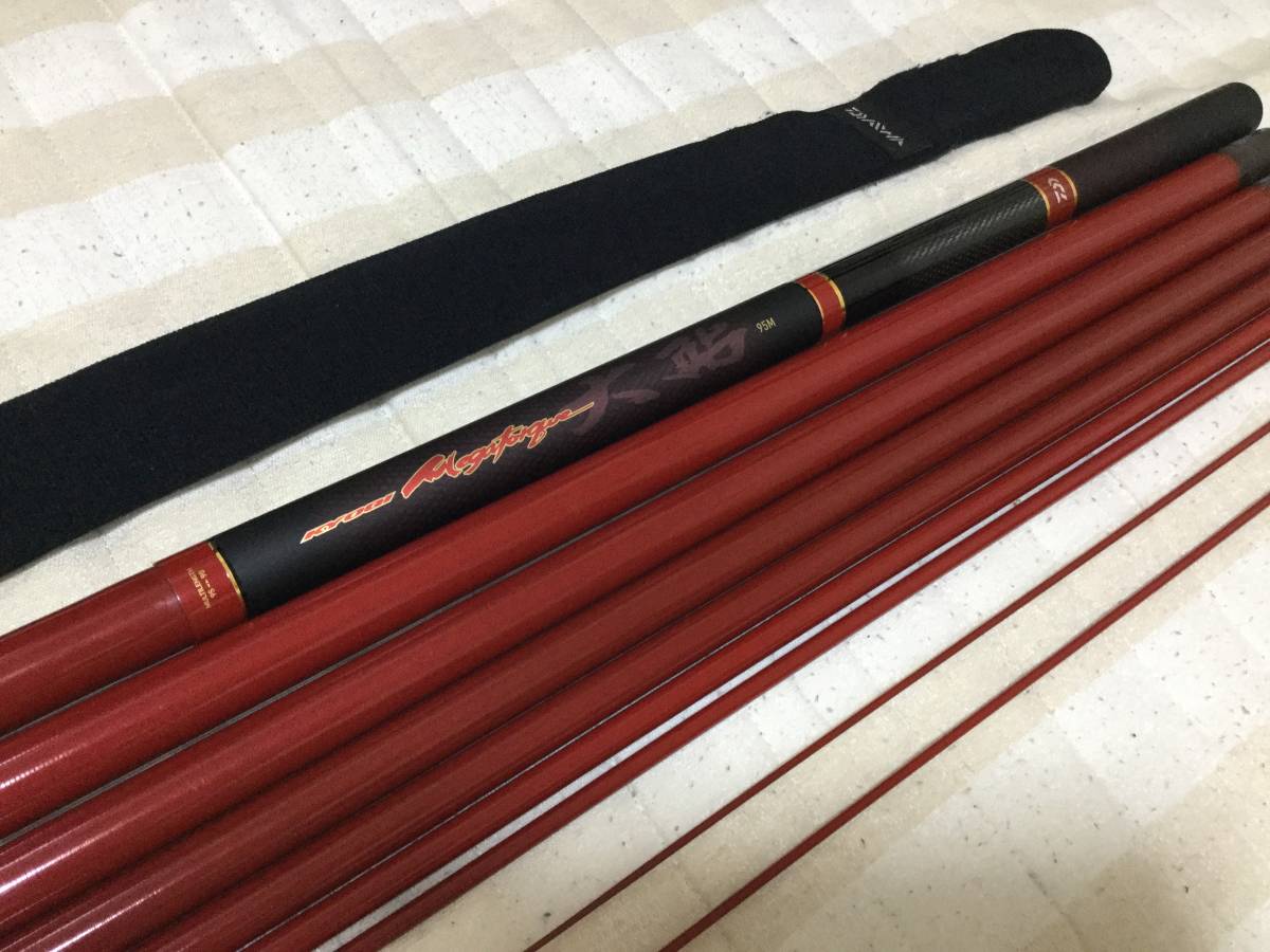 ダイワ 銀影競技 メガトルク 大鮎 95m ズーム 95 90 アユ 鮎 清流 Daiwa 鮎竿 ギンエイ キョウギ 大鮎 の落札情報詳細 ヤフオク落札価格情報 オークフリー スマートフォン版