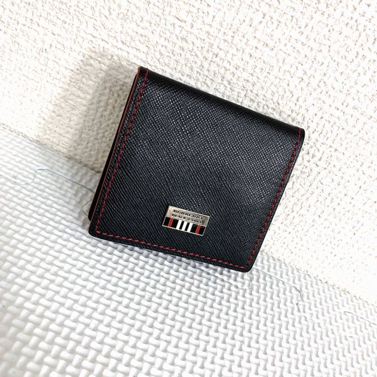 美品 Burberry Black Label バーバリーブラックレーベル レザー 小銭入れ コインケース メンズ ミニウォレット 高級財布 使い勝手良 の落札情報詳細 ヤフオク落札価格情報 オークフリー スマートフォン版