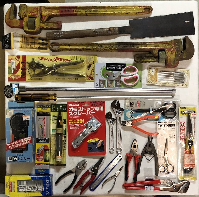 E56 工具 未使用 Used品 100均含 ペンチ ニッパ キリ パイレン ノコ ハサミ 等 画像1 2 まとめて 売切 輸出 の落札情報詳細 ヤフオク落札価格情報 オークフリー スマートフォン版