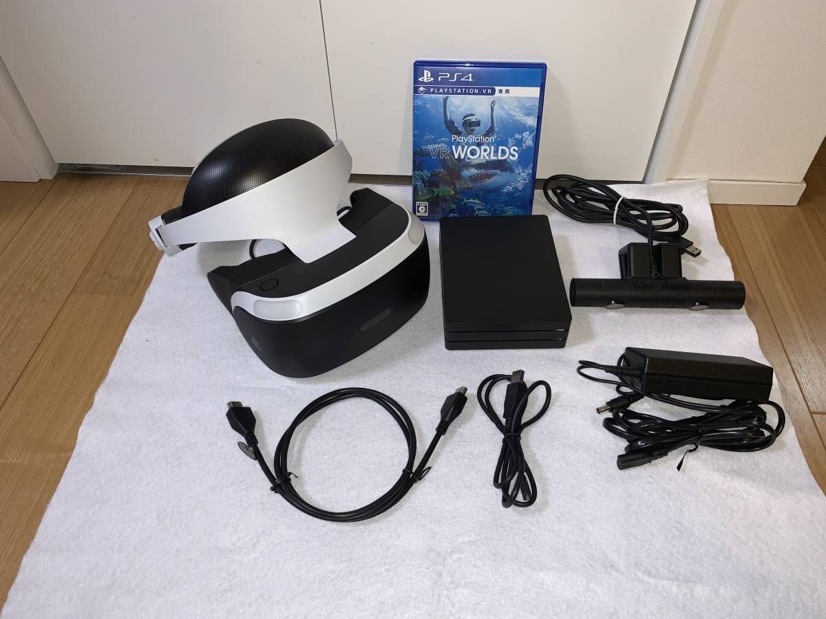 送料無料 中古美品 Ps4 Psvr Cuhj カメラ同梱版 収納ケース Vr Worlds ソフト付 の落札情報詳細 ヤフオク落札価格情報 オークフリー スマートフォン版