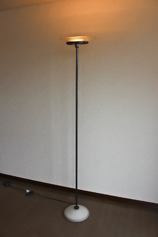 【美品】フロアライト　ヤマギワ株式会社　S1431W　インテリア　家具　H 稀少 間接照明 YAMAGIWA FLOS JILL S1431W イタリア製 yaの落札情報