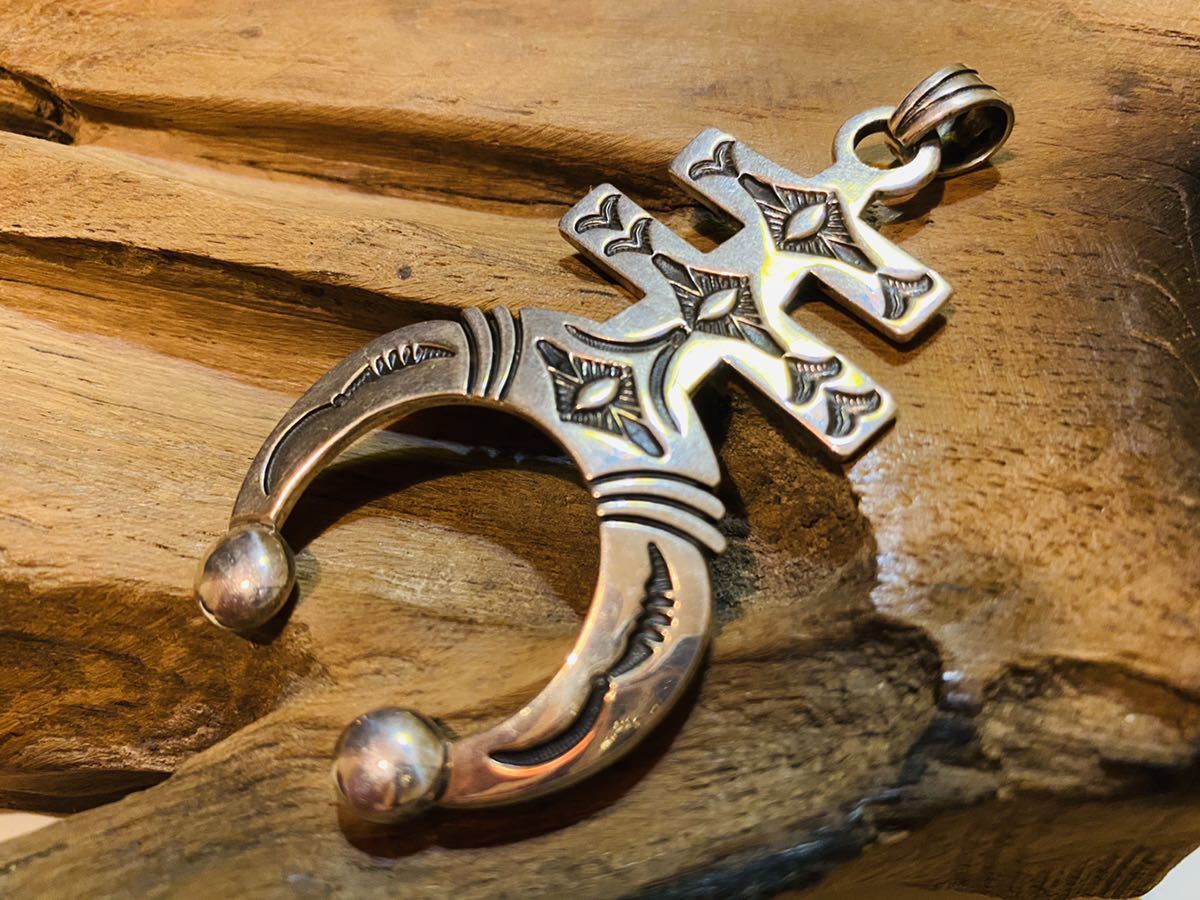 美品】Navajo Jennifer Curtis ナジャ ペンダントトップ ナバホ族