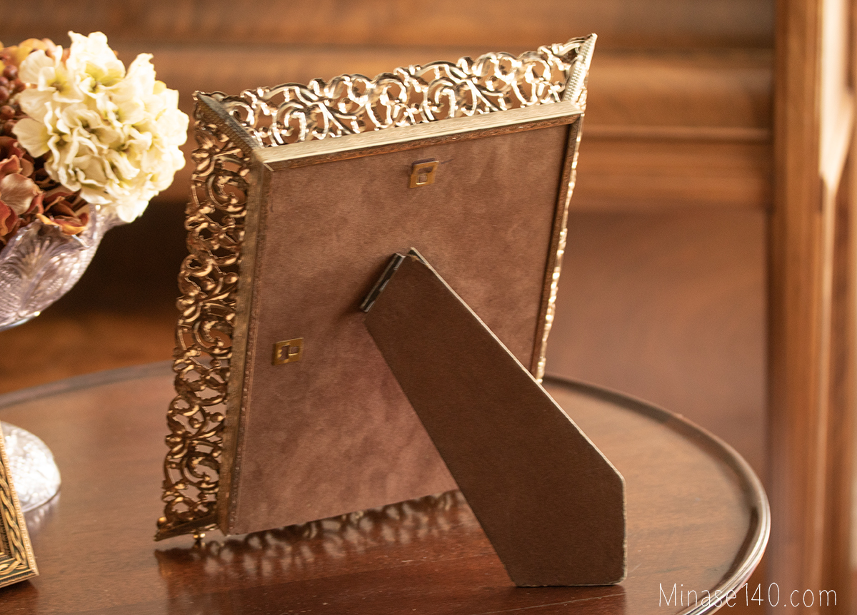 アンティーク フォトフレーム ゴールドフィリグリー 壁掛け 卓上額縁 インテリアディスプレイ 什器 ビンテージアンティーク の落札情報詳細 ヤフオク落札価格情報 オークフリー スマートフォン版