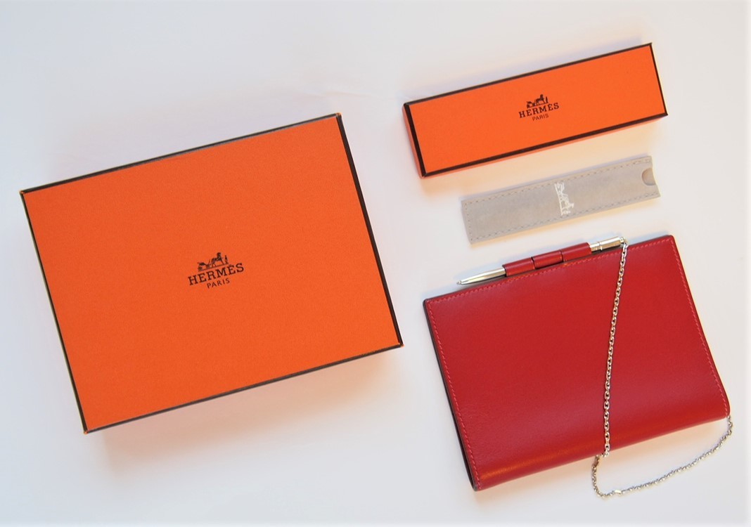 エルメス 手帳カバーとシルバーシャープペンシル