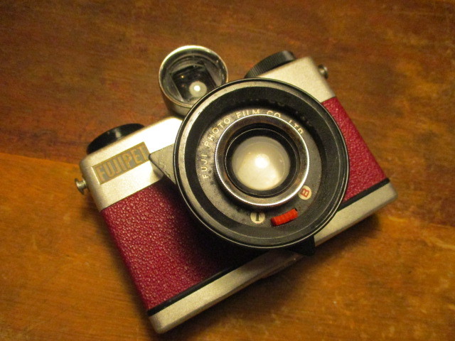 と８０６ フジフィルム 富士 Fujipet フジペット カメラ オシャレ 可愛い 昭和レトロ アンティーク レア マニア コレクター の落札情報詳細 ヤフオク落札価格情報 オークフリー スマートフォン版