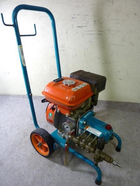 中古品 クボタ エンジン式高圧洗浄機SDW120-AN 整備済み 中古品 クボタ エンジン式高圧洗浄機SDW120-AN 整備済み