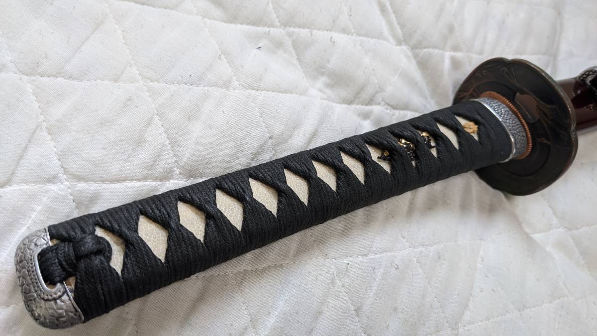 日本刀 居合刀 大刀 拵え 岩目金具 茶うるみ塗 阪急電鉄 マルーン色 中古 検 鬼滅の刃 刀剣乱舞 るろうに剣心 ワンピース の落札情報詳細 ヤフオク落札価格情報 オークフリー スマートフォン版