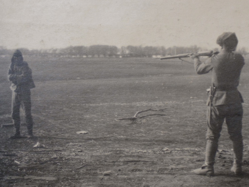 戦前中国 写真 馬賊頭目・馬賊征討・拷問・処刑・死体 10枚 1920