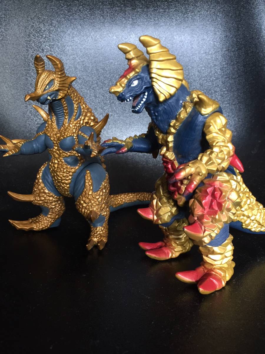 ウルトラ怪獣 超力怪獣キングゴルドラス （究極大怪獣