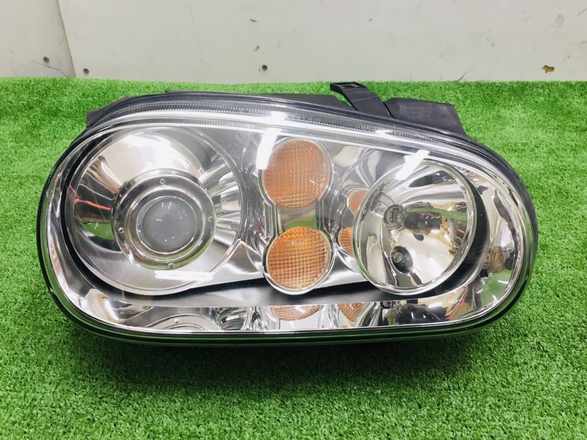 VW ゴルフ4 純正 左右 ヘッドライト HID 0301161674 0 301 161 674