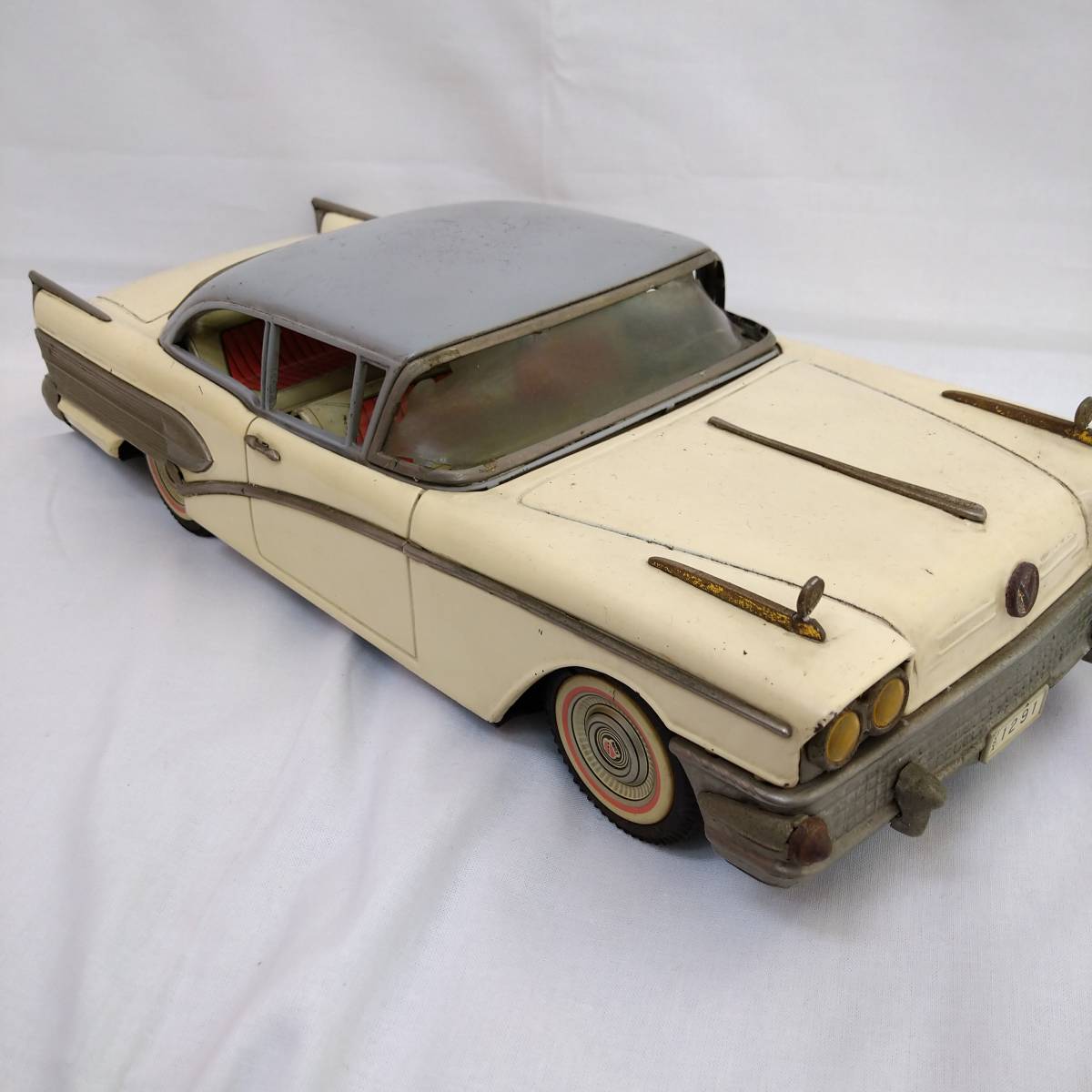 昔のオモチャ アメ車