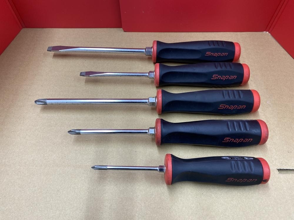 014 おすすめ商品 Snap On スナップオン ドライバーセット 5本セット Sgd4 Sgd6 Sgdp31ir Sgdp42ir Sgdp63ir の落札情報詳細 ヤフオク落札価格情報 オークフリー スマートフォン版
