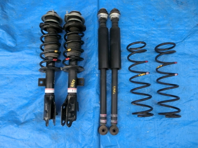 ムーヴカスタムRS L185S 4WD 純正 サスペンション ストラット