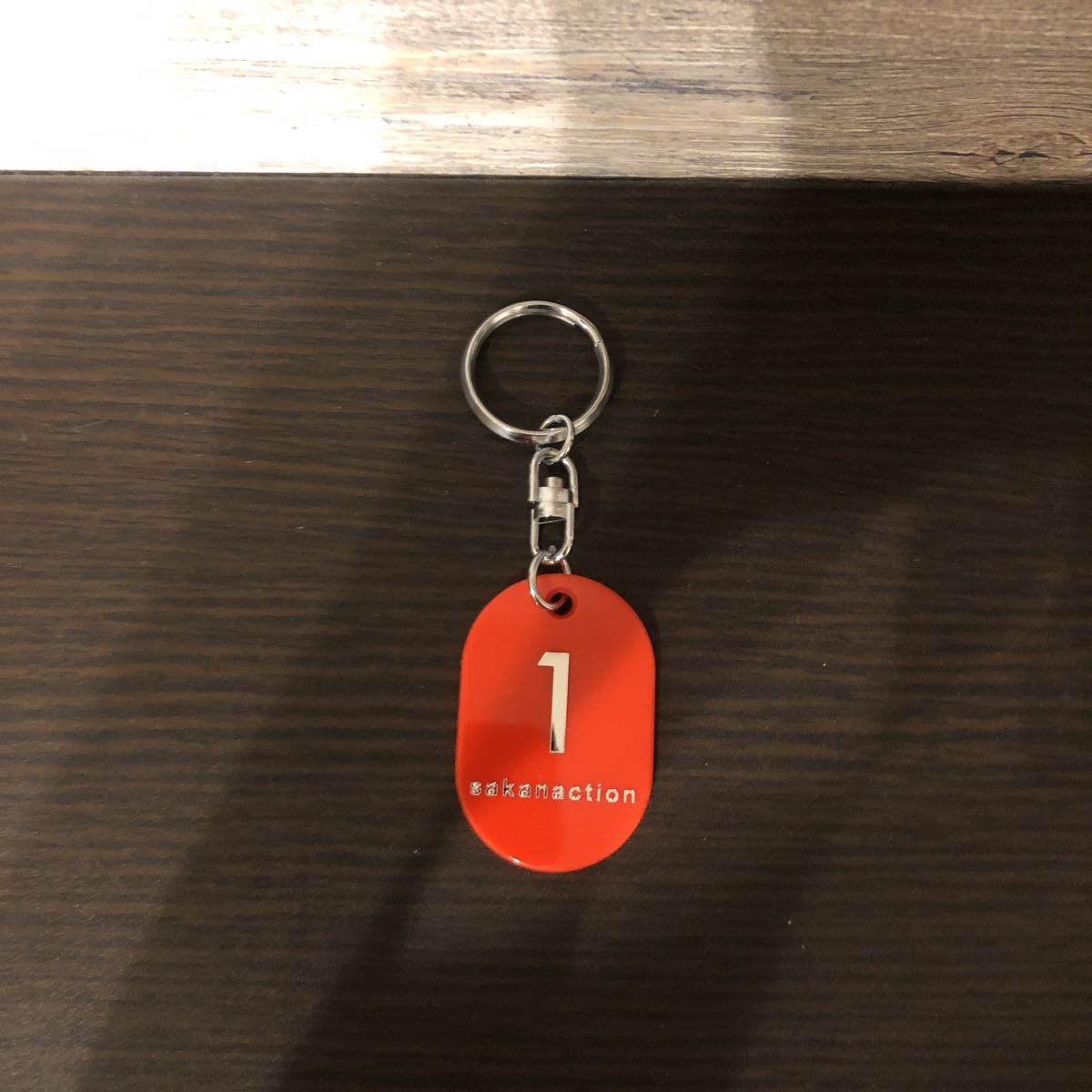 サカナクション　キーホルダー 商品詳細ページ | sakanaction ONLINE STORE | SPINNING KEY HOLDER