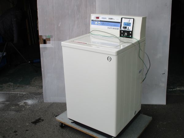AQUA 洗濯機 MCW-C70 7kg 2014年製　コインランドリー AQUA 洗濯機 MCW-C70 7kg 2014年製コインランドリー