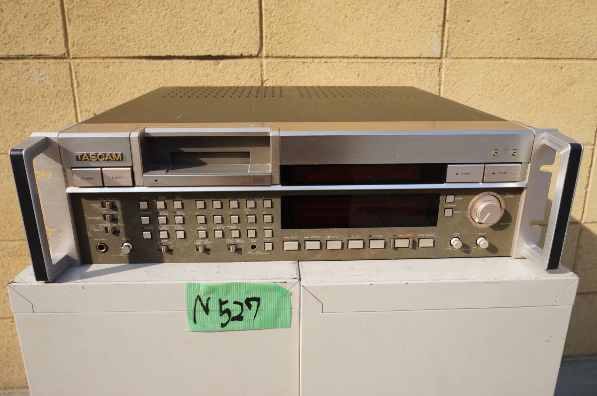 TASCAM TEAC デジタルオーディオテープレコーダー DATデッキ（N527 