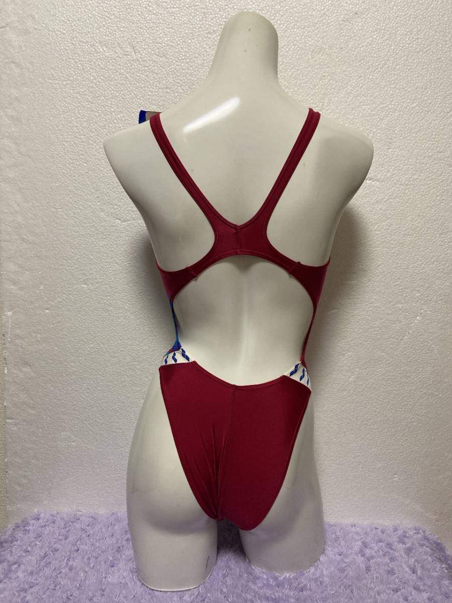 新品】アリーナ 競泳水着 ストラッシュ メダリストライン 即決 女Mの
