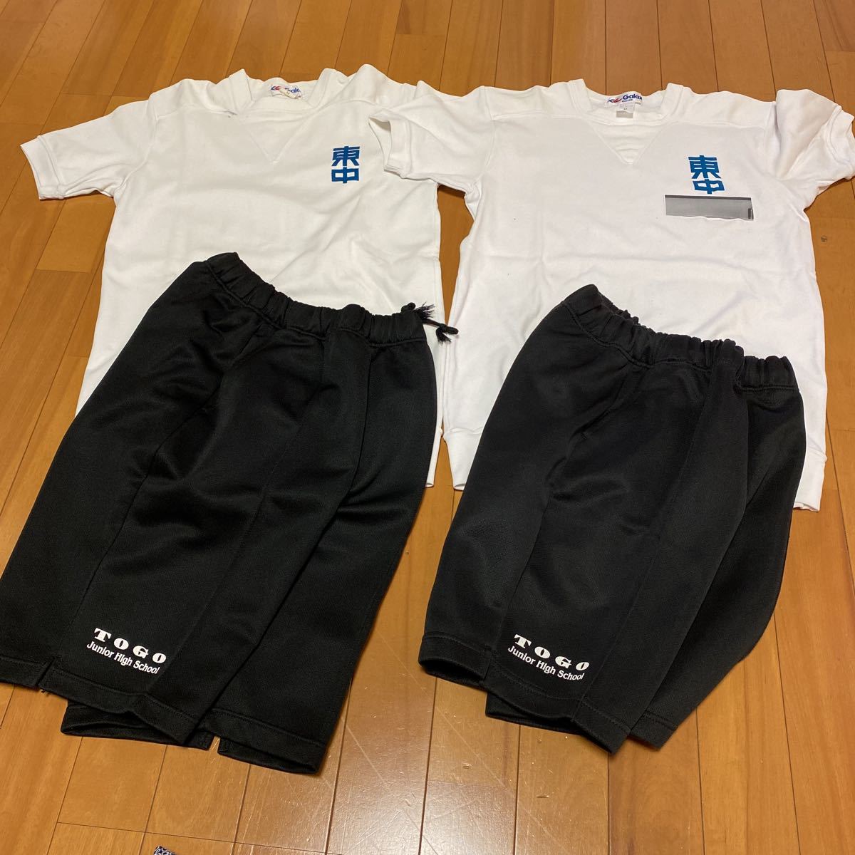女子中学生　体操着 