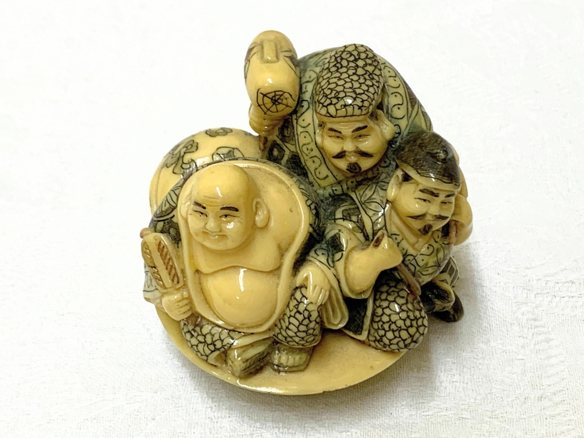 七福神 布袋尊 在銘 雅俊 縁起物 象牙風 - 根付 置物 石造 庵治石 香川