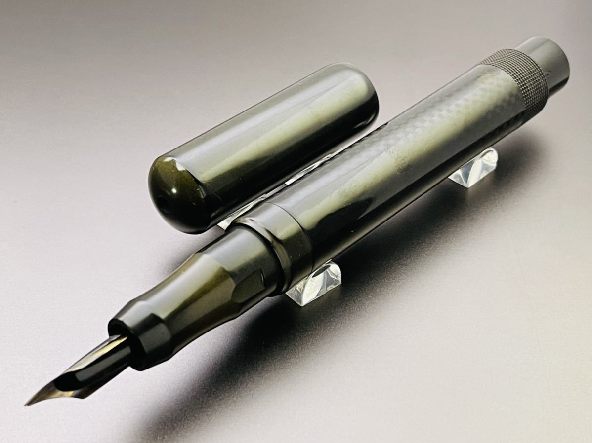 新品 未使用品】真鍮製エボニーウッド万年筆 0.38mm 極細字