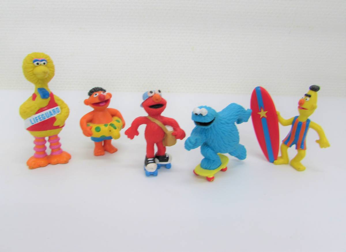 セサミストリート エルモ クッキーモンスター ビッグバード アーニー