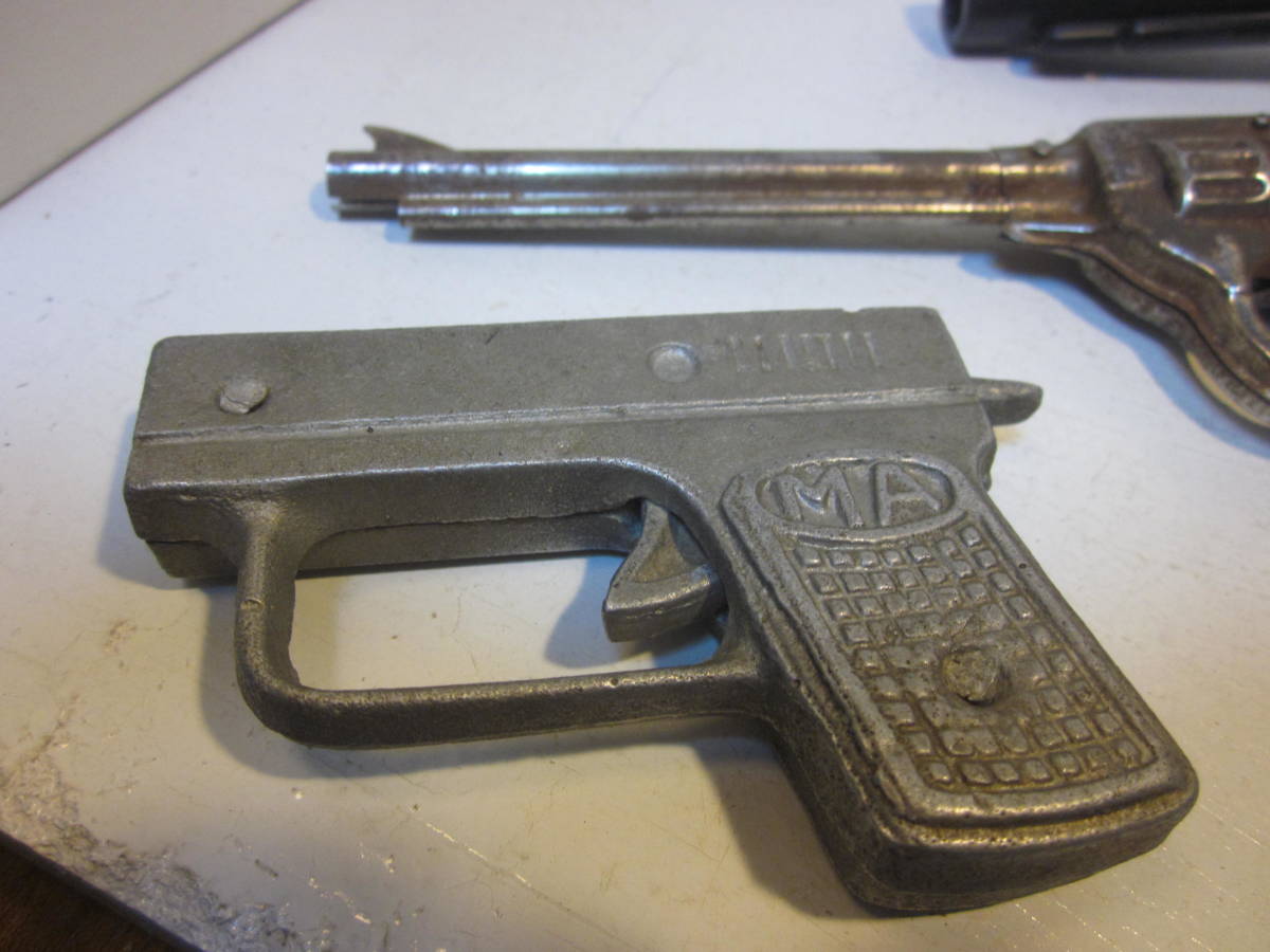 昭和レトロ　玩具ピストル　オールド！珍品 ピストル玩具② 昭和レトロ 昭和レトロ 玩具ピストル オールド！珍品