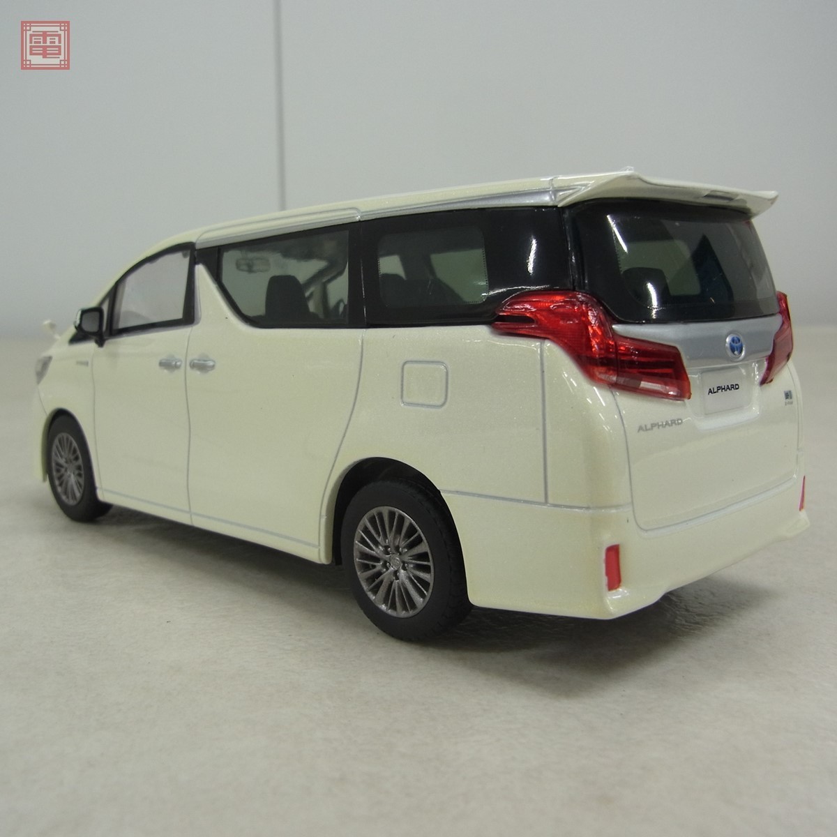 傷や汚れあり】トヨタ 1/30 新型 アルファード 30系 カラーサンプル