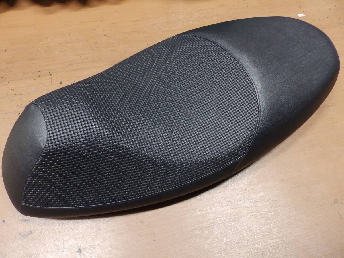 グランドアクシス 100 3cmローダウンシート P.BLK DCR製 グランドアクシス100 3cmローダウンシート N-20  DCR製