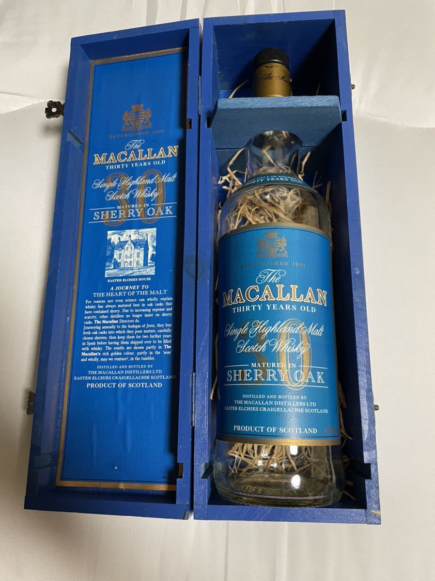 マッカラン 30年　ブルーラベル　空ボトル　空瓶　箱付き マッカラン 30年 ブルーラベル 空ボトル 空瓶 箱付き ザ・マッカラン