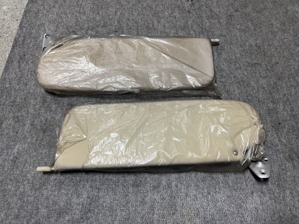 【傷や汚れあり】バイザー サンバイザー 230 グロリア 4ドア ハードトップ L26『 KDW0012 』 セドリック 330 の落札情報 ...