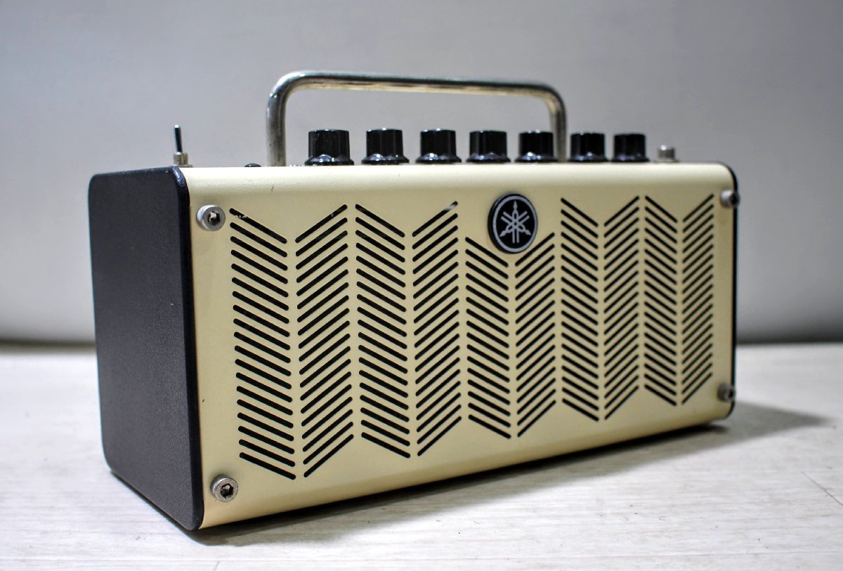 【目立った傷や汚れなし】動作良好☆ギターアンプ ヤマハ YAMAHA THR5 寸法（W×H×D）271×167×120mm：接続端子
