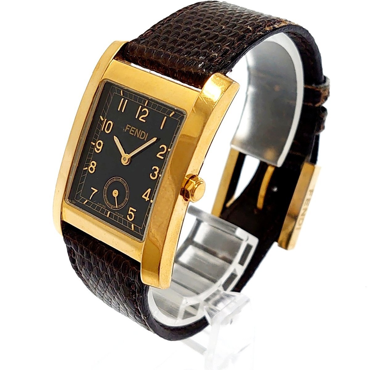 【稼働品】FENDI スクエア クォーツ 腕時計 069-7000G-002 稼働品】FENDI スクエア クォーツ 腕時計 069-7000G-002 - メルカリ