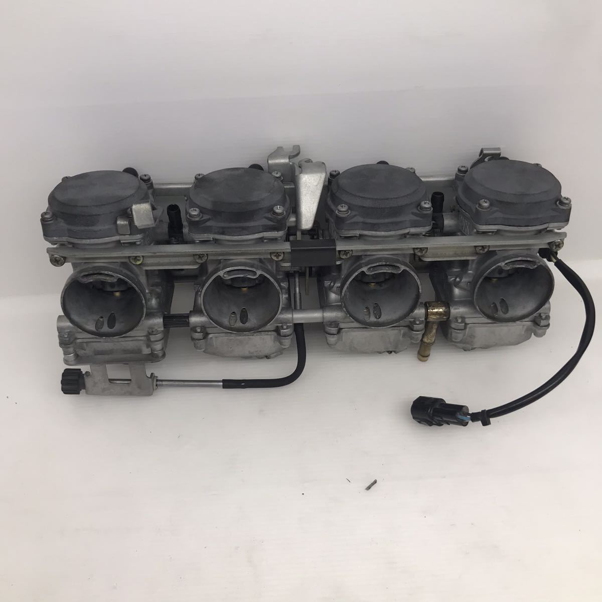 スズキイナズマ1200GV76A純正キャブレター スズキイナズマ1200GV76A純正キャブレター