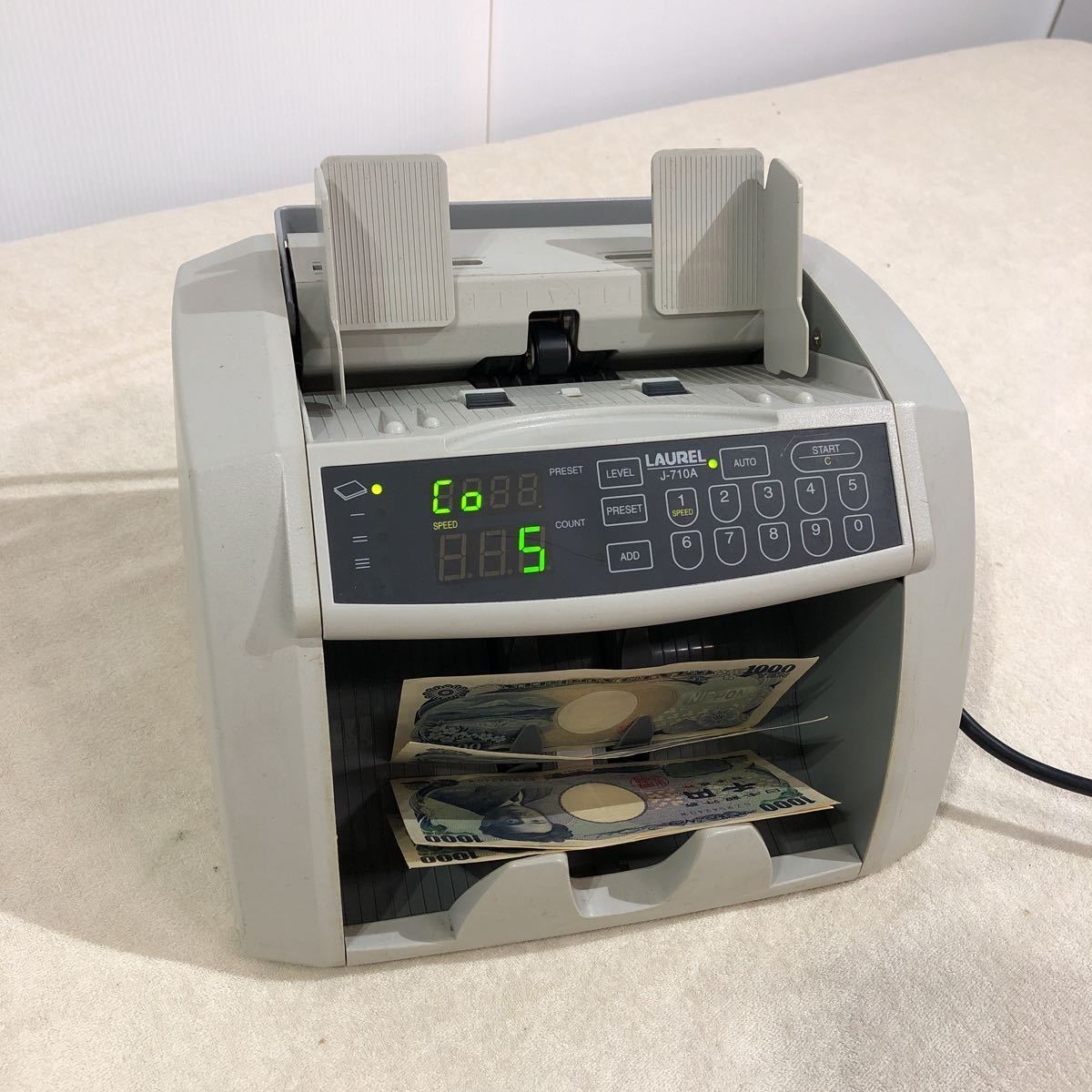 ◇LAUREL/ローレル◇紙幣計算機/J-710AJ/計数機/バンクマシン/カウント