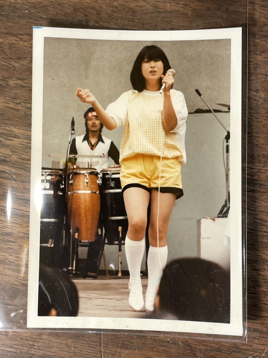 河合奈保子　スペシャル3 ポスター付 生写真2枚オマケ付き 1981年プリント 2409MK○GORO付録両面ポスター「河合奈保子/イクシーズバッグ