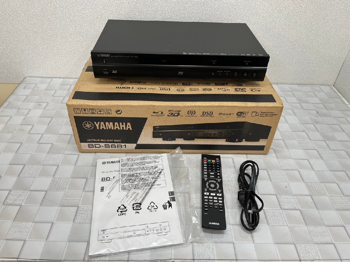 【目立った傷や汚れなし】 5438 現状品 映像機器 ブルーレイDVDプレーヤー YAMAHA BDS681 リモコン付き ヤマハ 元箱付き