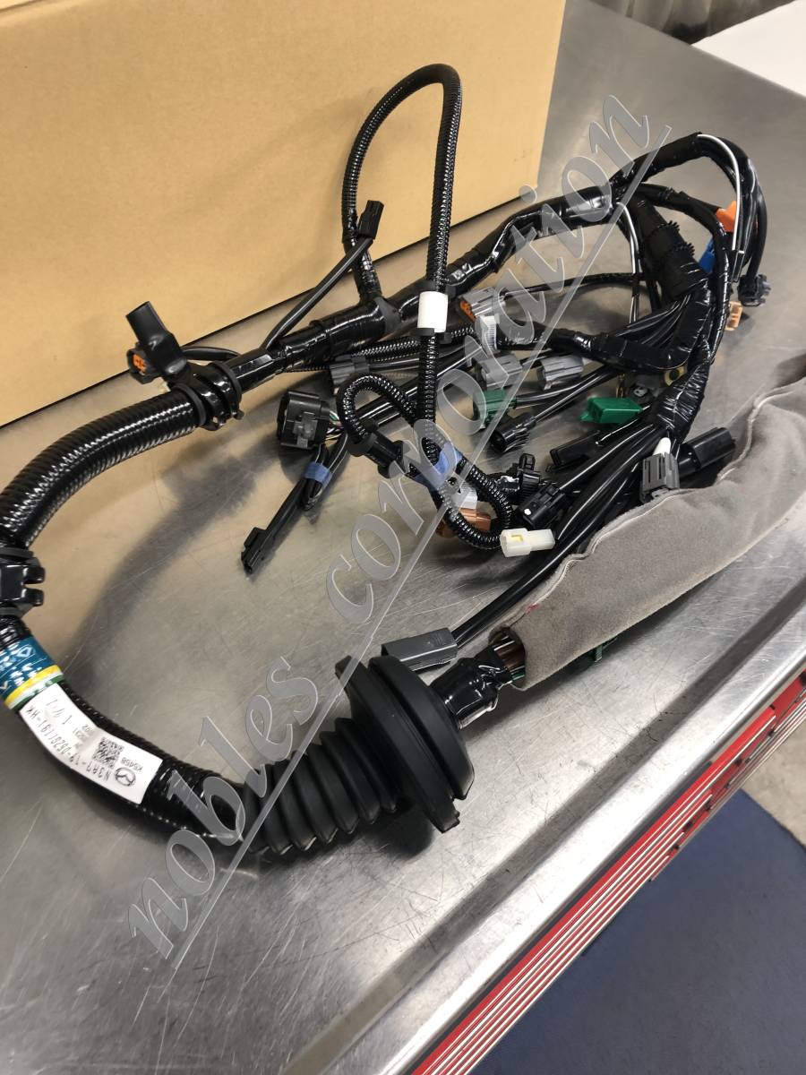 売り切り！ エンジンルーム ハーネス 新品未使用 後期FC3S MT 後期FC3C MT RX-7ワイヤリングハーネス 売り切り！ エンジンルーム ハーネス 新品未使用 後期FC3S MT 後期FC3C