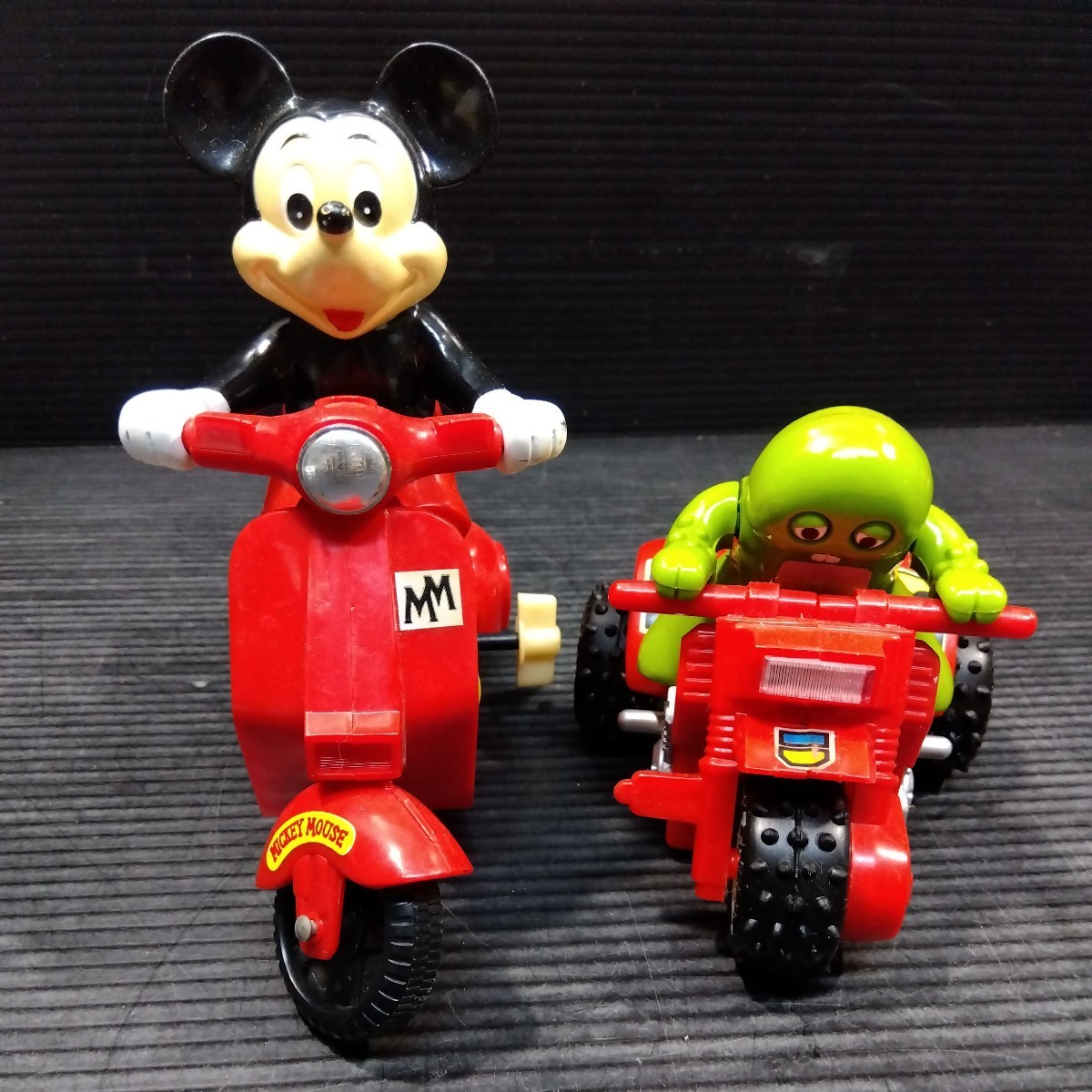 ディズニー　昭和レトロ　三輪車 ディズニー 昭和レトロ 三輪車 - メルカリ