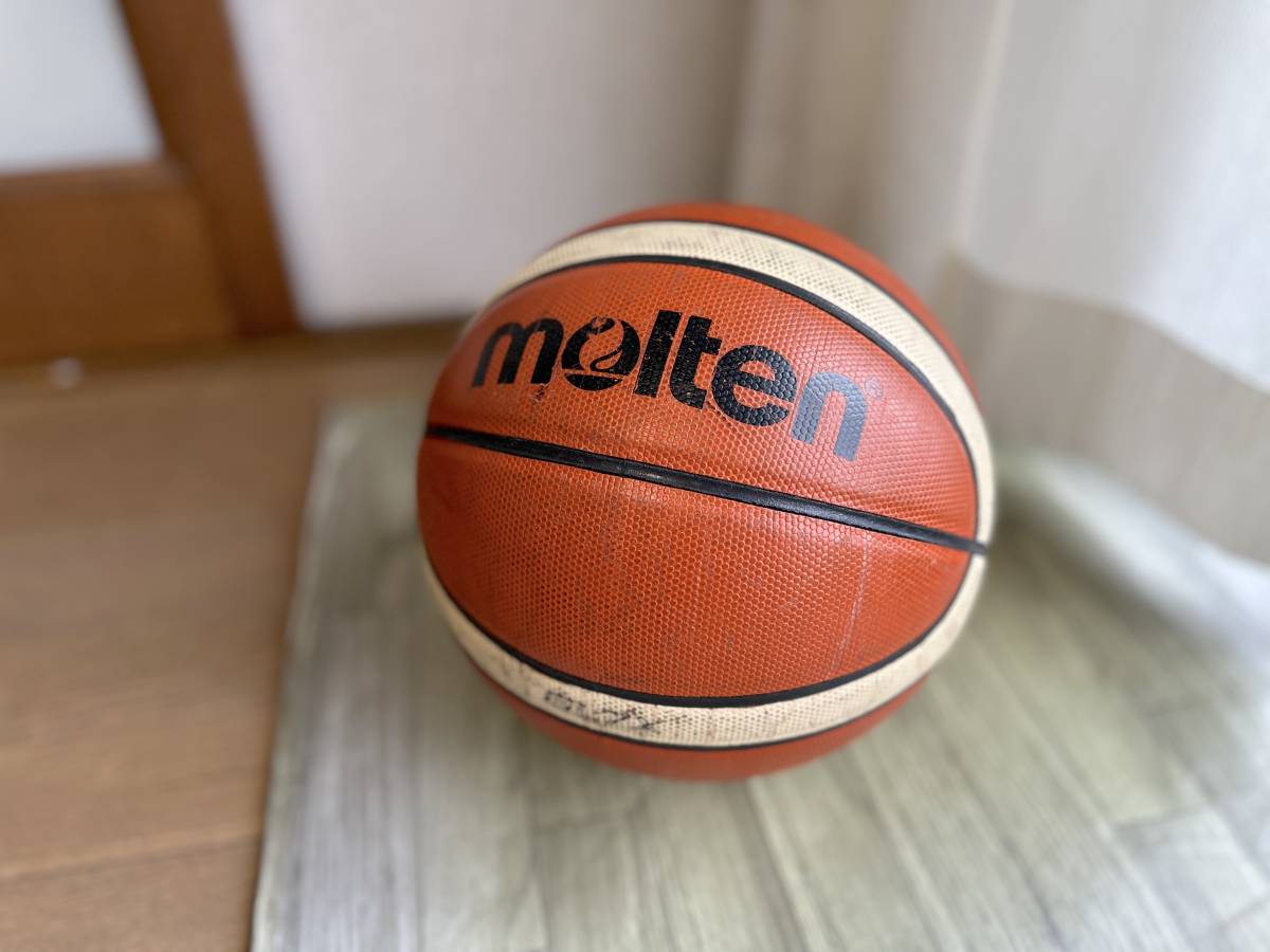 やや傷や汚れあり】molten モルテン バスケットボール 7号球 BGL7X