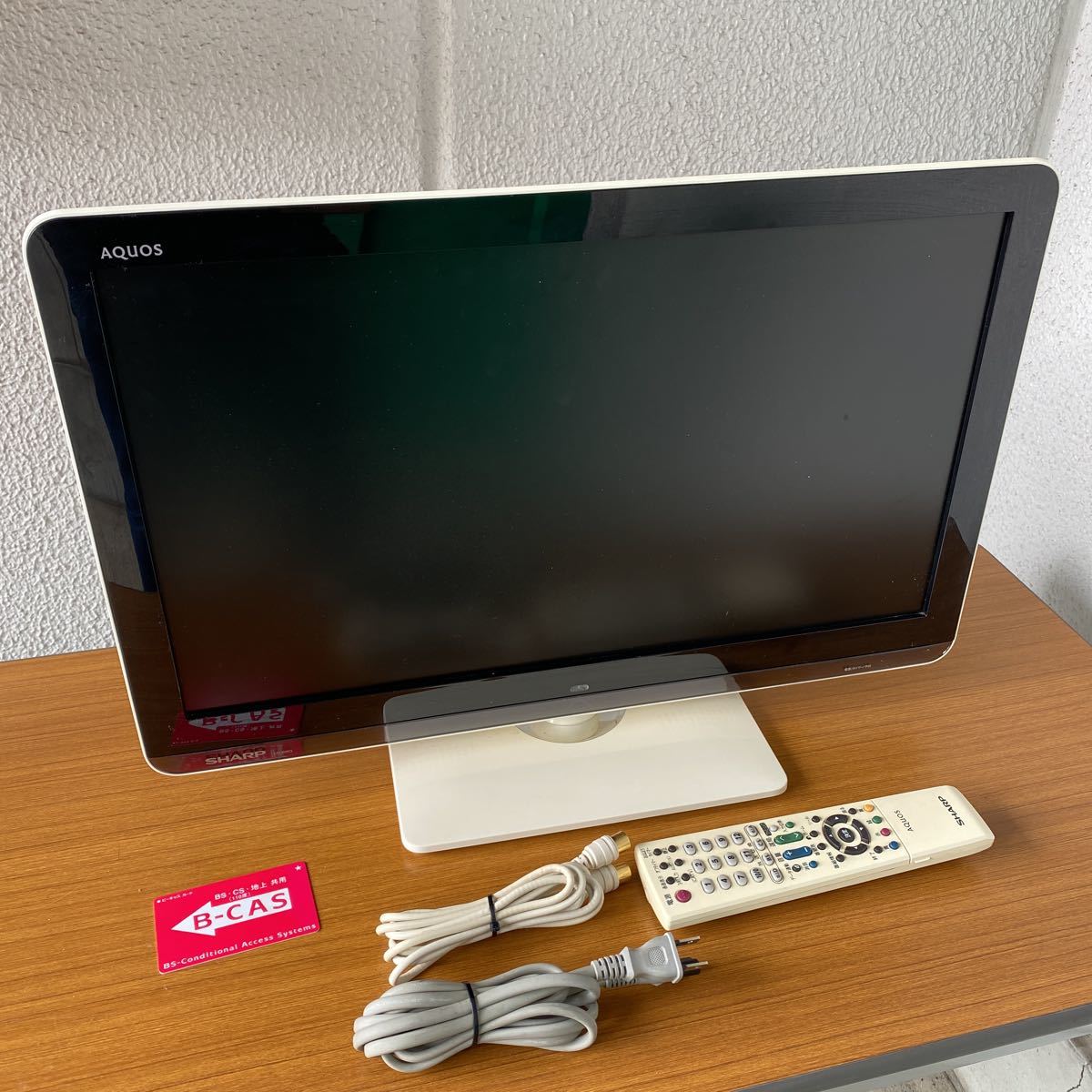 【傷や汚れあり】SHARP AQUOS 液晶テレビ 22v型 LC22K3 リモコン BCASカード 電源ケーブル アンテナケーブル付 中古品の落札情報詳細 ヤフオク落札価格検索 オークフリー 【傷や汚れあり】SHARP AQUOS 液晶テレビ 22v型 LC22K3 リモコン BCASカード 電源ケーブル アンテナケーブル付 中古品の落札情報詳細 ヤフオク落札価格検索 オークフリー