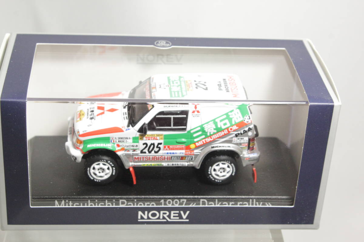 SKID 1/43 三菱 パジェロ ダカールラリー 2000 日石三菱 CUPジオラマ