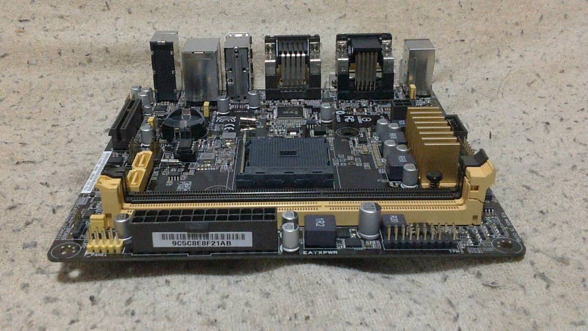 ONE USED ASUS AM1I-A Socket AM1 Mini-ITX DDR3 Maindboard £73.43