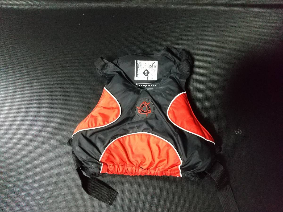 【やや傷や汚れあり】ライフジャケット、カイトサーフィン、カイトボード、ウインドサーフィン、ウイングサーフィン、Sサイズ 極上中古の落札情報詳細