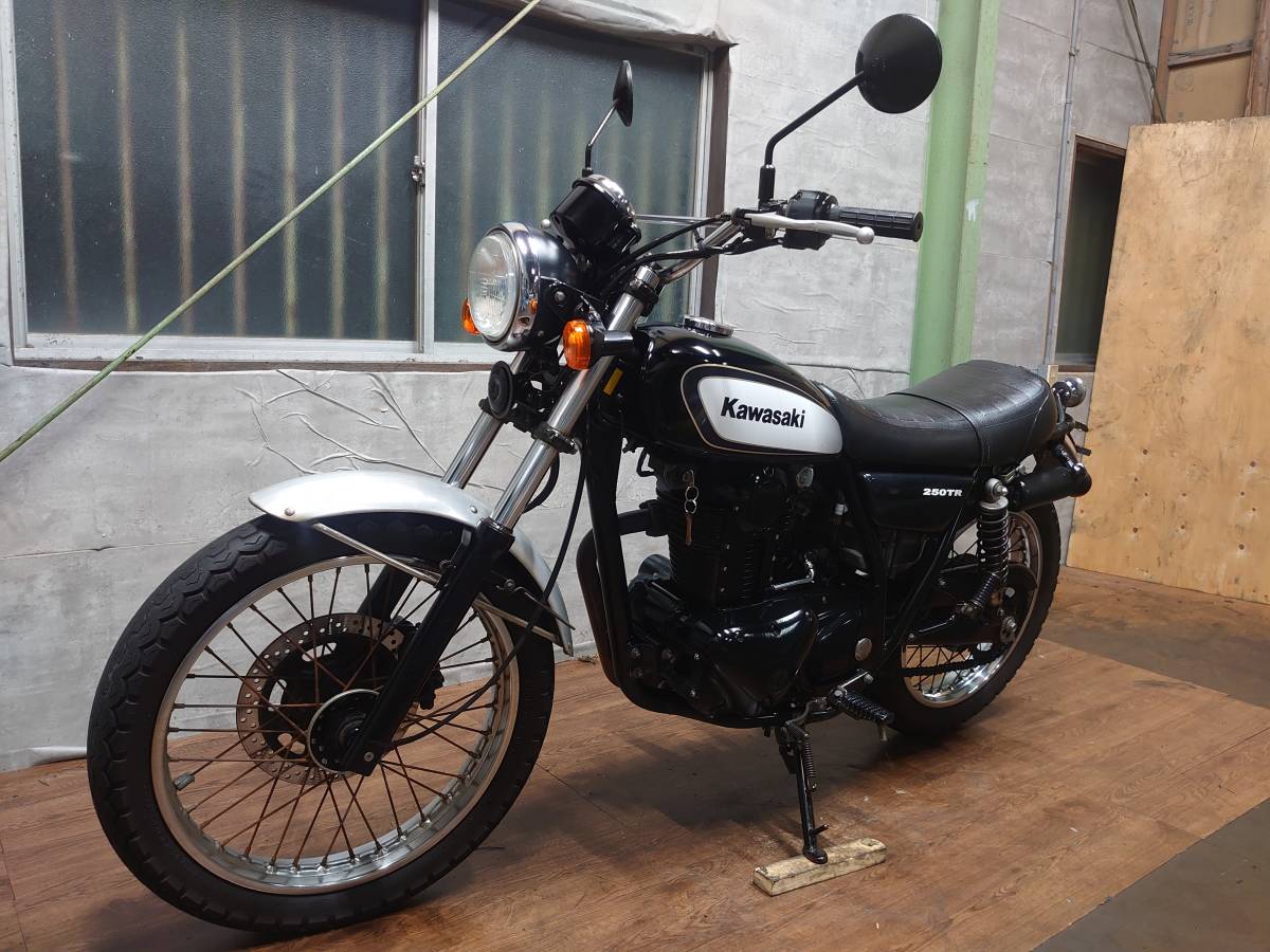 【やや傷や汚れあり】エンジン始動OK♪KAWASAKI☆カワサキ★250TR☆インジェクションFI★BJ250F039***☆38386