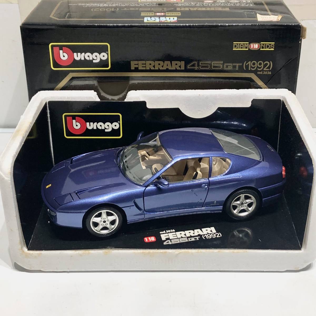 Voiture miniature Ferrari 456 GT 1992 - Burago 1/18 - made in Italy - Collection